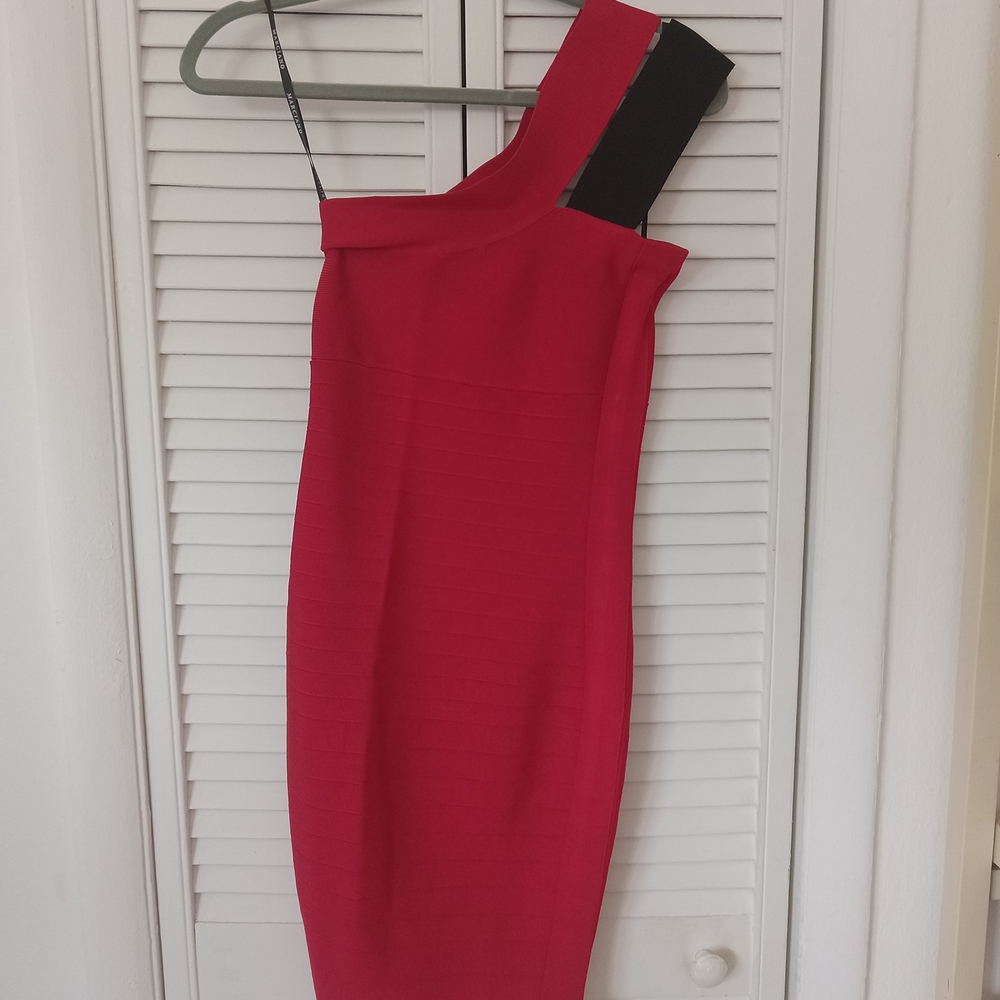 Marciano Vibrant Red One-Shoulder Dress